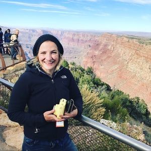 Meet your Posher, Janelle